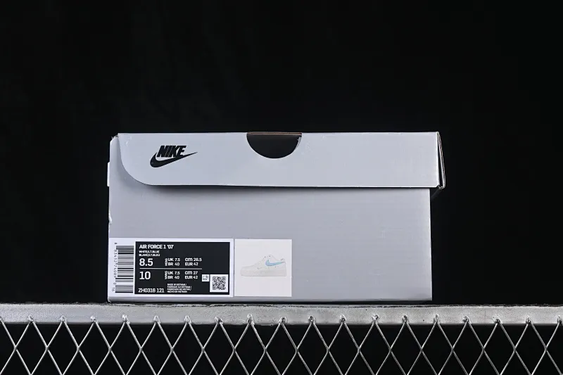 All categories Nk Air Force 1 Air Force series Nk Air Force 1 Low Air Force low-top Nike Air Force 1'07 Low white blue small hook Air Force 1 low-top casual sneakers ZH0316-121